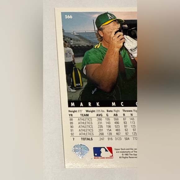 Mark McGwire Trading Card - Picture 7 of 8